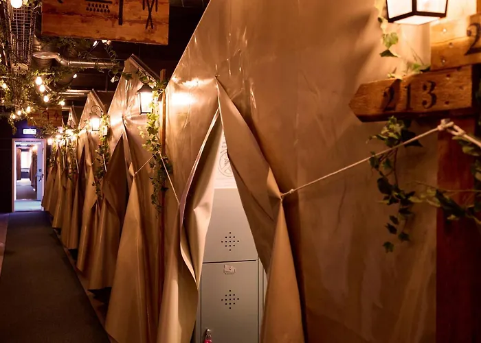 Urban Camper & Bar Hostal Copenhague