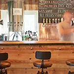 Urban Camper & Bar